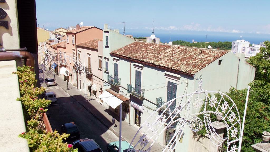 B&B Vico Vacanze Vico Del Gargano Buitenkant foto