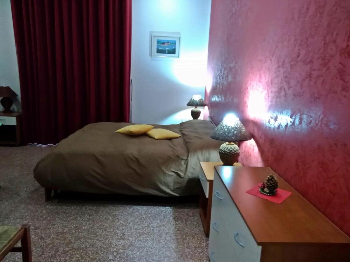 B&B Vico Vacanze Vico Del Gargano Buitenkant foto